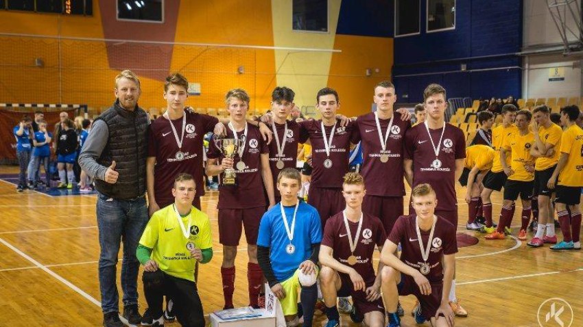 2. vieta Rīgas skolu telpu futbola kausā 2018