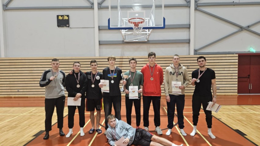 2.vieta Latvijas republikas sacensībās basketbolā starp profesionālās izglītības iestādēm.